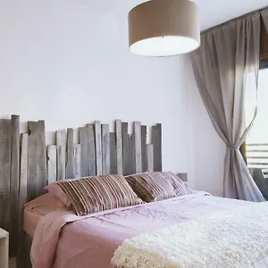 La Rosa, 81 , Santa Cruz de Tenerife España
